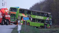 Z tragické nehody autobusu v Německu je obviněn Čech. Chtěl si jen nasadit čepici
