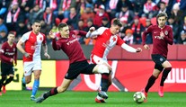 Vláda uvolňuje opatření, Fortuna liga by mohla začít už 25. května