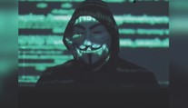 Hackeři z Anonymous vyhrožují Raiffeisenbank. Nic nehrozí, uklidňuje banka
