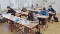 Tisíce dětí se nemusí dostat na vysněnou školu. Potíže s kapacitou byly už loni