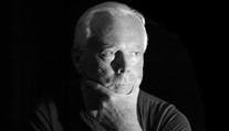 Zemřel Giorgio Armani. Legendárnímu módnímu návrháři bylo 91 let
