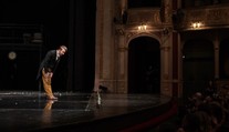 Nemoc postihla herce z Divadla na Vinohradech. Ruší se kvůli ní představení