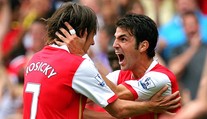 Rosický ano, Henry ne. Fabregas překvapil volbou nejlepších spoluhráčů