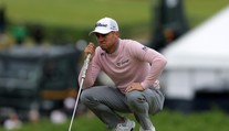 Golfista pobavil jako Harry Potter. Kouzlem se snažil dostat míček do jamky