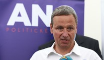 Komárek rozzuřil Čechy: Když pracují, stejně všechno zkazí!