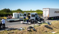 Tragické ráno na maďarské dálnici. Při dvou nehodách zemřelo osm cizinců