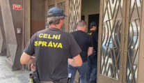 Obří razie kvůli daňovým únikům! Policie zadržela už 22 lidí