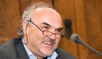 Ředitel galerie žene Zemana k soudu! Chce se stát profesorem