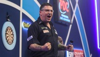 Anderson vlétl do World Matchplay ve velkém stylu. Van Gerwen musel otáčet