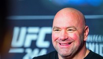 Všichni jsou zdraví, řekl v neděli šéf UFC. Zapomněl na Ronalda?