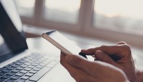 Experti odhalili sto nebezpečných aplikací! Vymažte je z telefonu, radí