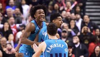 Dalekonosná trefa, která rozhodla zápas! Lamb šokoval celou NBA