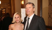 Mariana Prachařová podstoupila rituál: Polonahá pod vodopádem