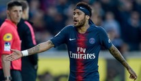 Nemyar dál provokuje: Dres Barcelony, citát z bible a obrat proti PSG