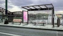 První moderní zastávka v Praze! Nabijte si telefon, připojte se k wifi