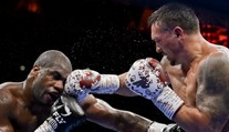 Král Usyk. Předvedl další brutální KO a je absolutním šampionem