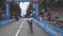 Fanoušci cyklistiky budou mít v říjnu pré, před jezdci však stojí těžká volba