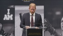 Princ Harry v Londýně: Prohrál soud s bulvárem, ránu mu zasadila i rodina