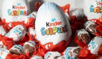 Strach ze salmonely. Kinder v Česku stahuje některé čokolády