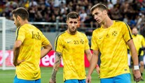 Majiteli velkoklubu došla trpělivost. Hráčům povolil jen tlačítkové telefony!