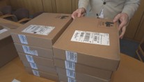 Stát prodává zabavené iPhony. Je o ně enormní zájem