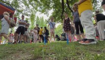 Česko oslavilo Den dětí. V Krumlově si nejmenší vyzkoušeli práci hasiče