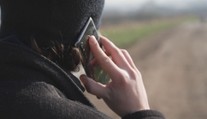Mladík na Šumpersku naletěl podvodníkům. Vydávali se za policisty