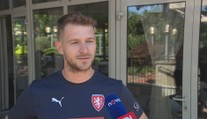 Ve tři ráno na telefonu, cesty s policejní eskortou. Češi odhalili zákulisí příprav na MS