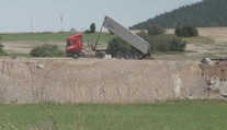 Česká ekonomika vzrostla o téměř 3 %. Pomohly nákupy domácností i investice