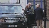 Manžel britské královny Alžběty princ Philip byl propuštěn z nemocnice