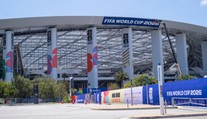 Fanoušky dráždí nenasytná FIFA. Reprezentujte, láká na drahý zážitek