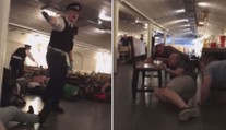 "Všichni na zem! Lehnout!" Muž natočil chaos v hospodě po útoku