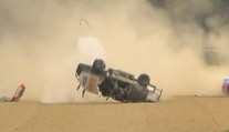 Děsivá nehoda v sérii NASCAR. Devět kotrmelců, z auta zbyl vrak
