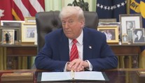 Spojené státy se obrací proti Evropě. Unii vedou slaboši, tvrdí Trump
