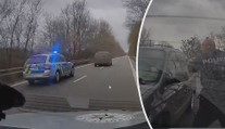 Dramatické pronásledování. Řidiče, který převážel běžence, nezastavily ani zátarasy
