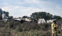 Mexičtí vyšetřovatelé našli černé skříňky zříceného letadla