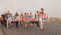 Další protesty na pražské magistrále. Aktivisté žádají plošné zavedení třicítky
