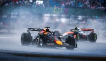 Šachy ve Formuli 1. Verstappen se od příští sezóny dočká nového parťáka