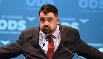 O Pavla Novotného se znovu zajímá policie. Odpůrcům Petra Fialy přál smrt