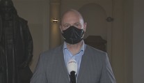 Plaga promluvil o návratu dalších žáků. Zmínil i podmínky konzultací
