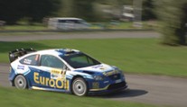 Zkušený Pech zatím vede Valašskou rally, nad Kopeckým má těsný náskok