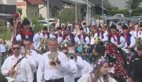 Obec u Uherského Hradiště jako jedna z mála dodržuje prastarý zvyk
