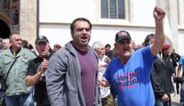 Boj restauratérů na chorvatském Hvaru. Situace je vážná, lidé demonstrují