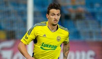 Vukadinovič zřejmě přestupuje do Sparty. Měl by přijít i parťák Jugas!