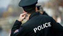 Roztržka v pečovatelském domě. Senior pobodal druhého muže nožem