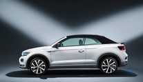 Automobilky kříží SUV už i s kabriolety. VW T-Roc přijde o střechu