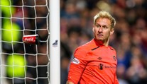 Zlámal jde na týden do první ligy. St. Mirren přišel o všechny brankáře