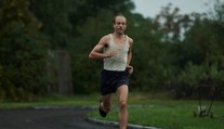 Sto let, pět olympijských medailí, osm Českých lvů. Film Zátopek je na Voyo
