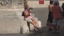 Na Evropu se valí další smrtící vedra. Města se připravují na extrémní teploty