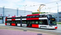 Praha z legrace představila dvoupatrové tramvaje. U lidí si pořádně naběhla